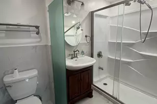 10 Middle Rd, Levittown, PA 19056 - Photo 17