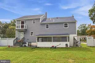 379 Kalmia St, Warminster, PA 18974 - Photo 3