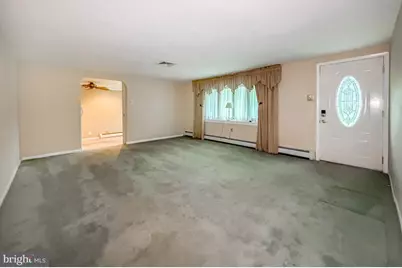 678 Clifford Street, Warminster, PA 18974 - Photo 5