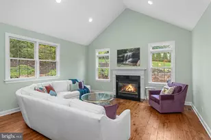 2046 Harmony Ln, Jamison, PA 18929 - Photo 27