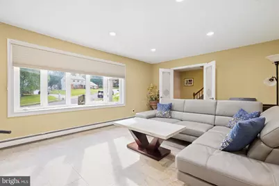 201 Creekwood Drive, Feasterville-Trevose, PA 19053 - Photo 19