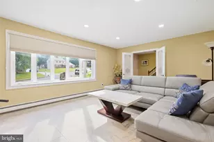 201 Creekwood Dr, Feasterville-Trevose, PA 19053 - Photo 19