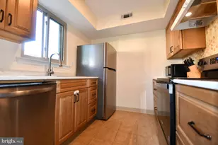 4825 Oxford Ct, Bensalem, PA 19020 - Photo 9