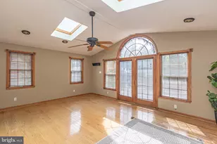 978 Coronet Rd, Warminster, PA 18974 - Photo 15