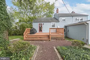 978 Coronet Rd, Warminster, PA 18974 - Photo 39