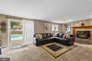 1043 Davisville Rd, Southampton, PA 18966 - Photo 3