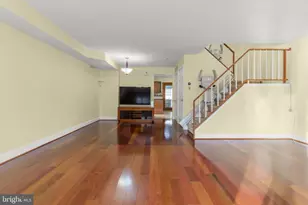 1023 Oldham Ct, Bensalem, PA 19020 - Photo 3