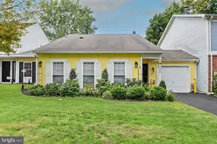 166 Bucks Meadow Ln, Newtown, PA 18940 - Photo 3