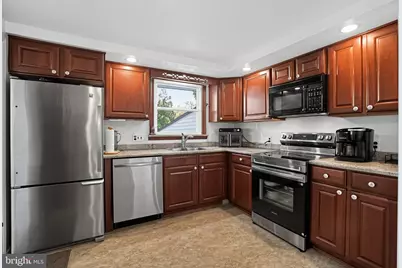 27 N Marmic Drive, Southampton, PA 18966 - Photo 11