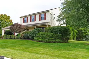 41 Castlewood Dr, Chalfont, PA 18914 - Photo 3