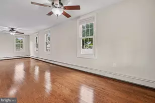 2724 New Falls Rd, Levittown, PA 19056 - Photo 13