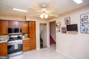 995 Hilltop Rd, Warminster, PA 18974 - Photo 11