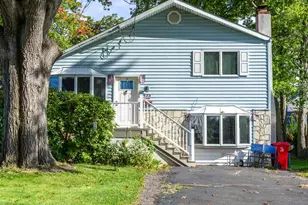 423 Sunnemeade Ave, Warminster, PA 18974 - Photo 1