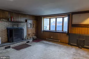 423 Sunnemeade Ave, Warminster, PA 18974 - Photo 11