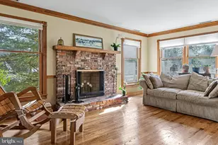 2793 E Fox Chase Cir, Doylestown, PA 18902 - Photo 9
