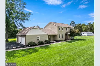 113 Glenwood Drive, Washington Crossing, PA 18977 - Photo 3