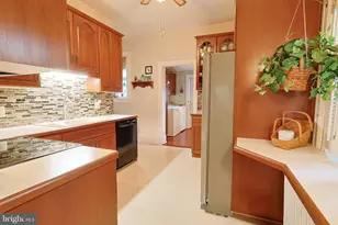 119 W Ashland Street W, Doylestown, PA 18901 - Photo 17