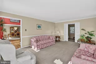 700 Fox Hollow Dr, Yardley, PA 19067 - Photo 9