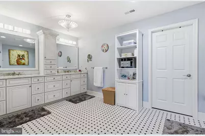 35 Rittenhouse Circle, Newtown, PA 18940 - Photo 25
