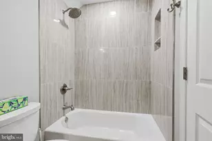 35 Rittenhouse Cir, Newtown, PA 18940 - Photo 39