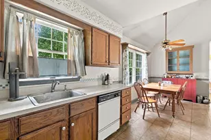 703 Broad St, Perkasie, PA 18944 - Photo 15