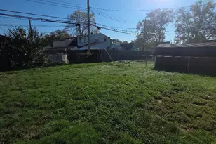 6 Cornflower Ln, Levittown, PA 19055 - Photo 3