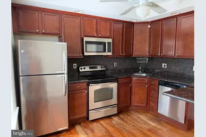 185 W Court Street #3, Doylestown, PA 18901 - Photo 3