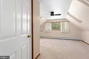 54 Quarter Turn Road W, Levittown, PA 19057 - Photo 13