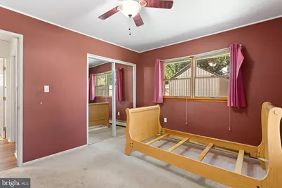 54 Quarter Turn Road W, Levittown, PA 19057 - Photo 9