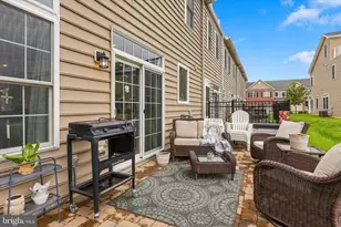 16708 River View Cir, Bristol, PA 19007 - Photo 9