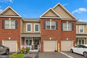 16708 River View Cir, Bristol, PA 19007 - Photo 1
