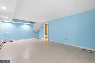 208 N Hawthorne Avenue, Langhorne, PA 19047 - Photo 15