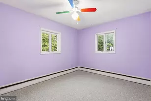 208 N Hawthorne Ave, Langhorne, PA 19047 - Photo 9