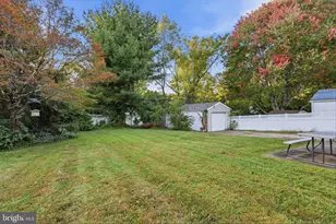 208 N Hawthorne Ave, Langhorne, PA 19047 - Photo 21