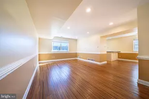 123 Winfield Ct, Fairless Hills, PA 19030 - Photo 3