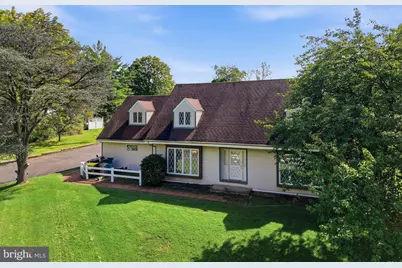 927 Mill Creek Road, Newtown, PA 18940 - Photo 3