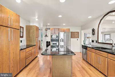 215 E Dark Hollow Road, Pipersville, PA 18947 - Photo 17