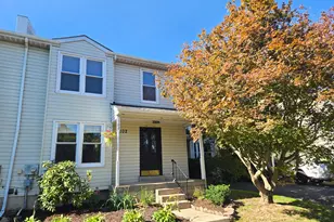 102 Solway Cir, Chalfont, PA 18914 - Photo 1