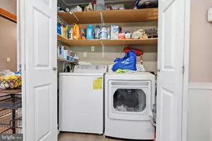 11 Fireside Ln, Levittown, PA 19055 - Photo 11