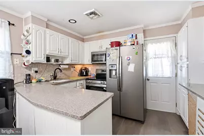 11 Fireside Lane, Levittown, PA 19055 - Photo 7