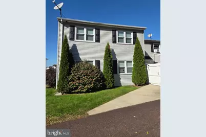 246-247 Washington Place, Telford, PA 18969 - Photo 3