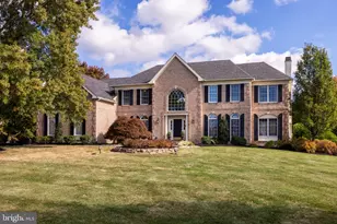 2068 Silverwood Dr, Newtown, PA 18940 - Photo 3