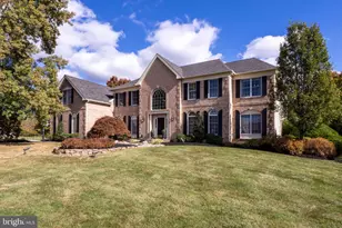 2068 Silverwood Dr, Newtown, PA 18940 - Photo 5