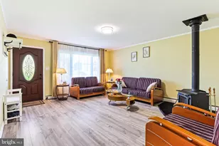 1721 4th St, Langhorne, PA 19047 - Photo 7