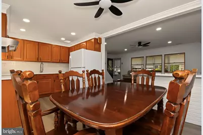 138 Village Lane, Levittown, PA 19054 - Photo 11