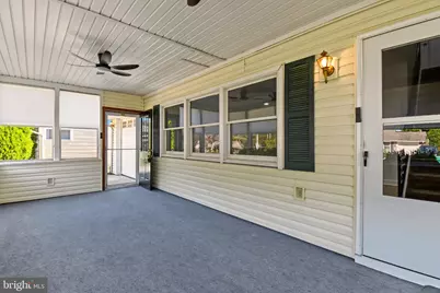 138 Village Lane, Levittown, PA 19054 - Photo 5