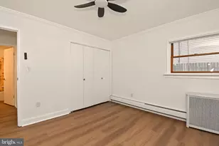 138 Village Ln, Levittown, PA 19054 - Photo 25