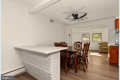 138 Village Lane, Levittown, PA 19054 - Photo 9