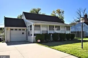 138 Village Ln, Levittown, PA 19054 - Photo 1