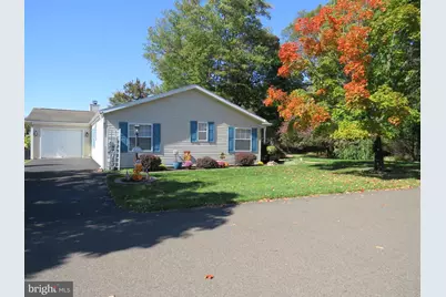 621 Spring Meadow Circle, New Hope, PA 18938 - Photo 3